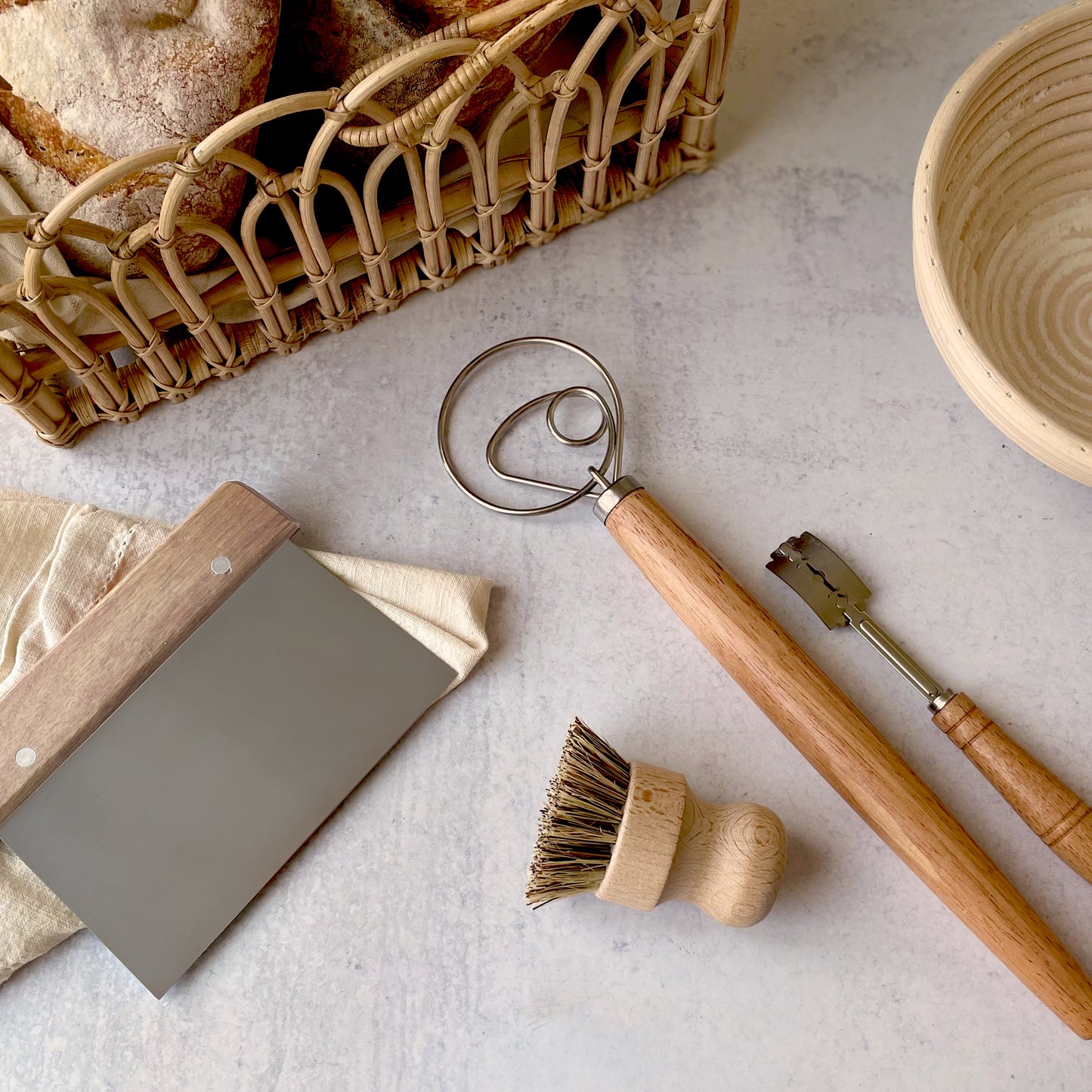 Sourdough Kit, Round Basket, 10 inches or 9 inches