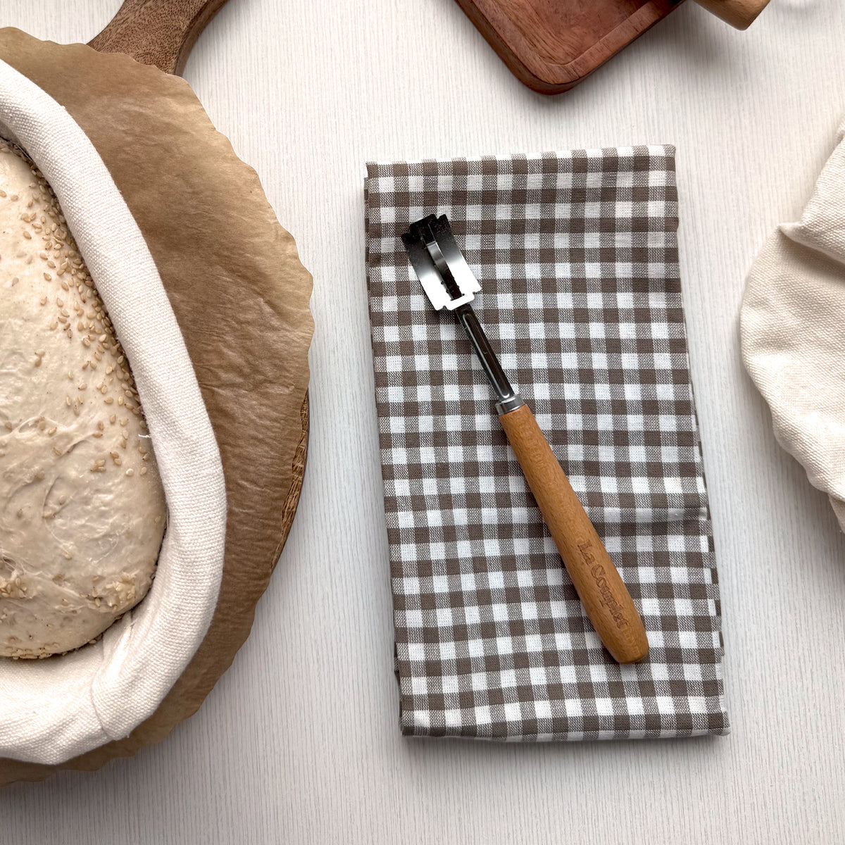 Wooden Bread Lame, French Inspired Sourdough Scoring Tool with 5 Blades
