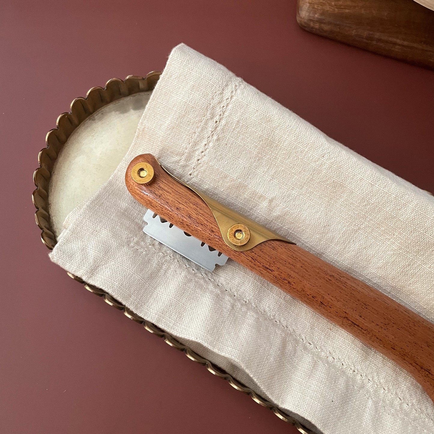 Sourdough Bread Proofing Quartet Set, 10 inch Round Banneton Basket, Bread Lame, Dough Scraper, Bristle Brush